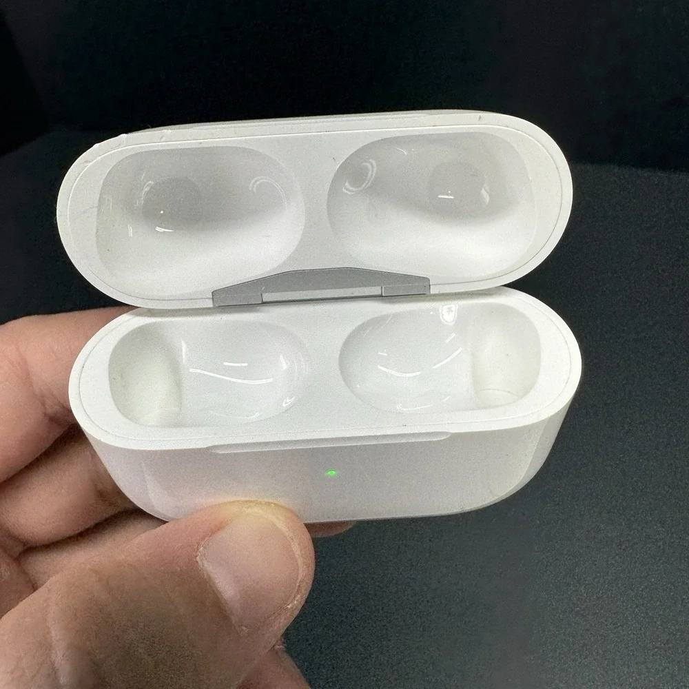 Apple AirPods Pro 1st Generation Model A2190 Wireless Charging Case Only